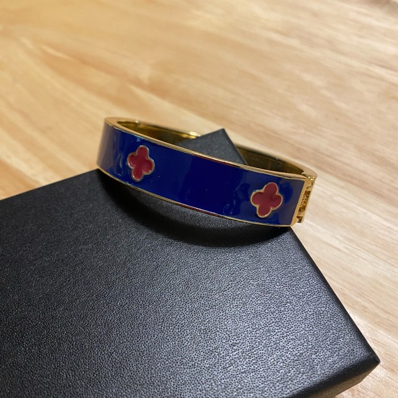 LINDA PEARL BRACELET - Picture 1 of 5